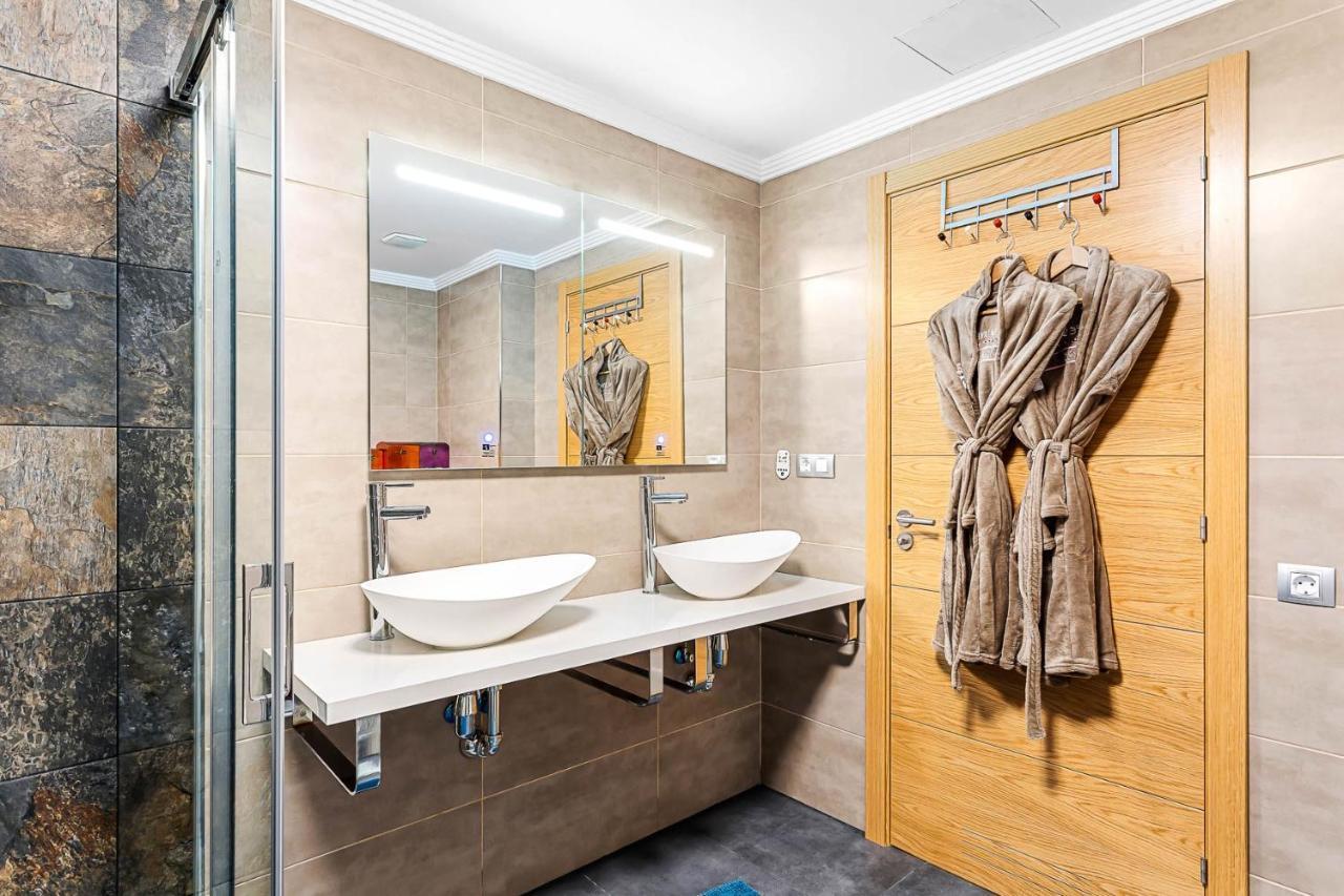 Rivera Del Puerto Luxury Penthouse With Great Terrace And Sea View Пуерто де Мохан Екстериор снимка